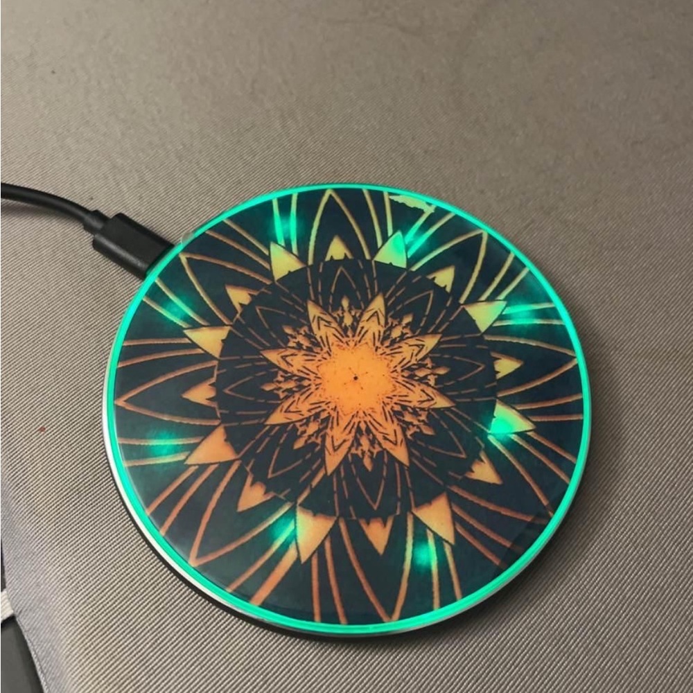 Customized wireless charger